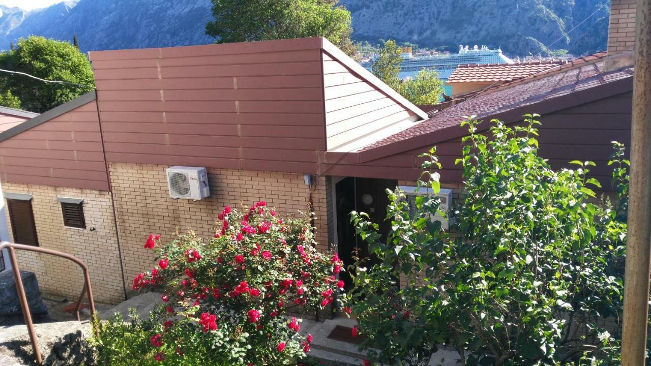 Apartamento Sofi Kotor Exterior foto